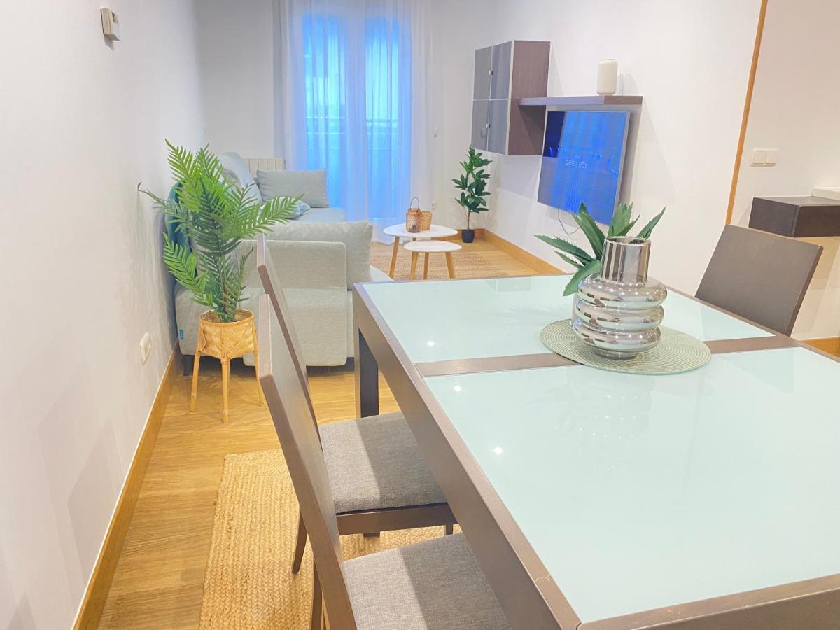Mikain Terrace Cathedral View With Free Parking & Air Cond Apartment San Sebastián